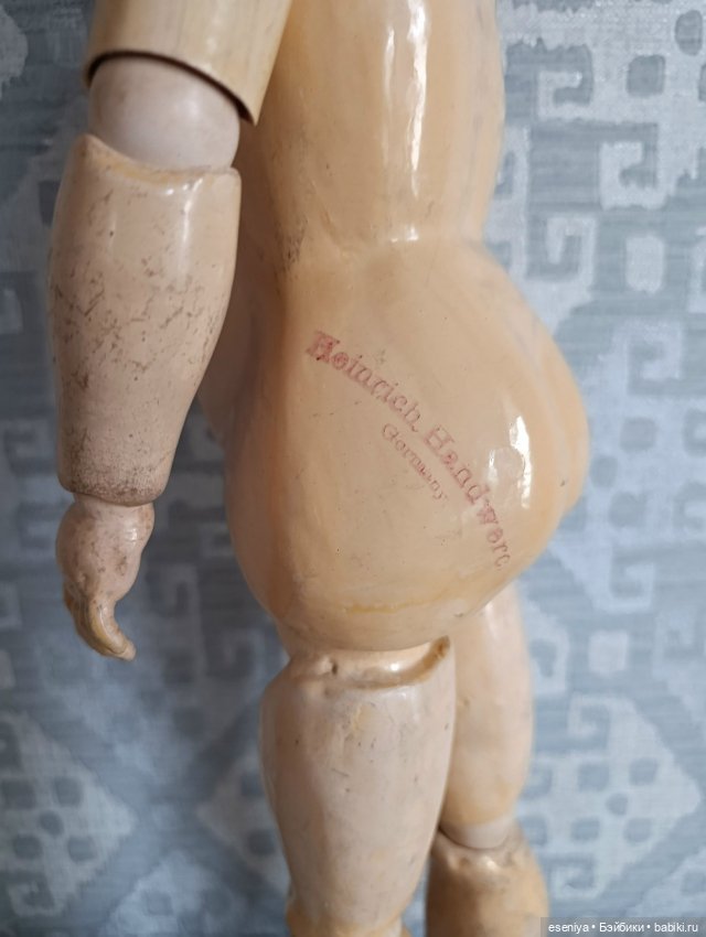 Антикварная красоточка от Handwerck 119-10 (фото 4)