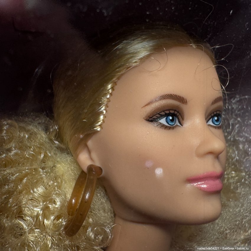 Барби Базовая модель №7 Виктория (фото 6)