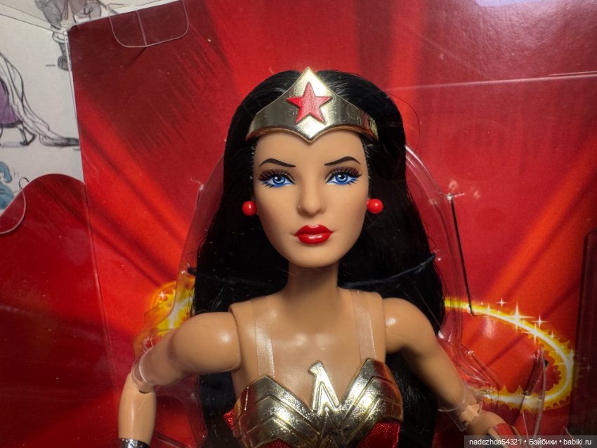 Барби Чудо-женщина выпуск в честь 85-летия (фото 2)
