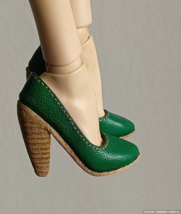 Зеленые🍀кожаные туфли с высоким набоным каблуком (фото 3)