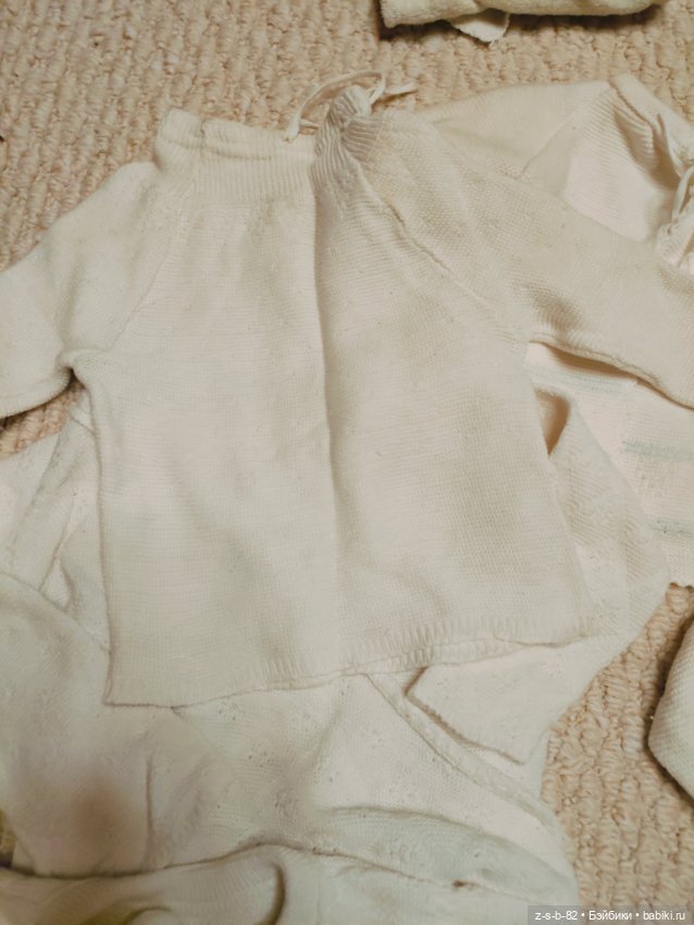 Лотом 12 кофточек на кукол ГДР (фото 8)