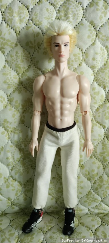 Свободный парень ищет новый дом