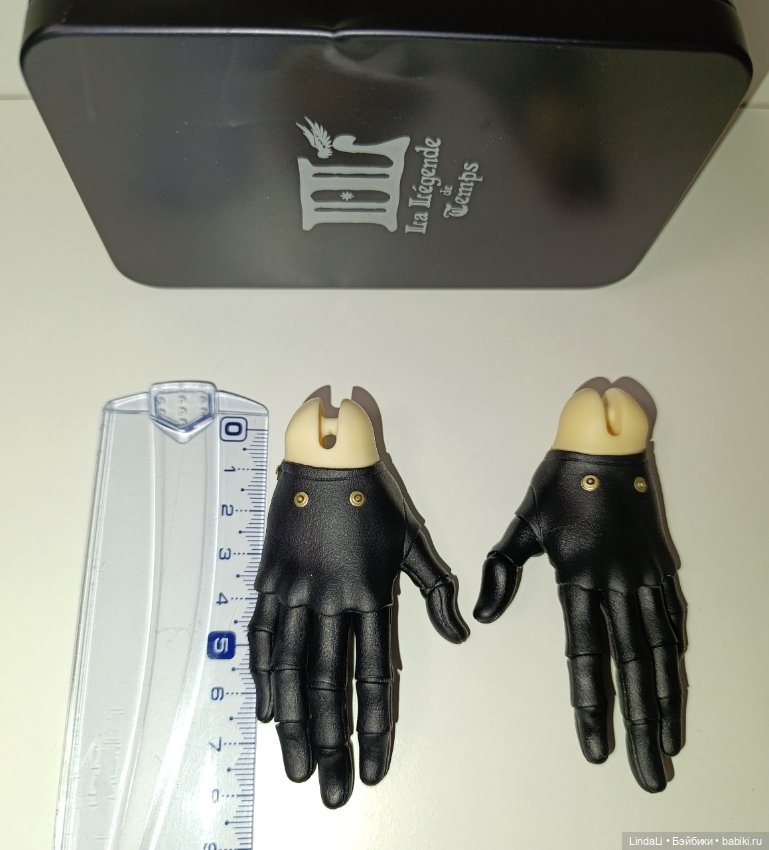 Шарнирные руки в чёрных перчатках от LLT (фото 2)