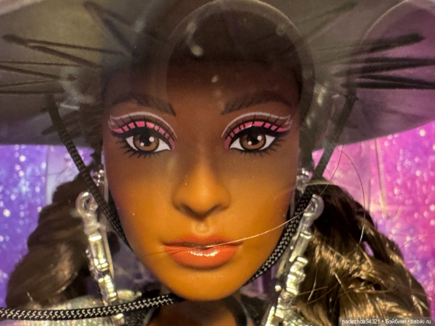 Барби Модный рубеж 2 серия (фото 4)