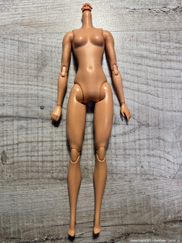 Тело Барби Чудо-женщины выпуск в честь 85-летия (фото 3)