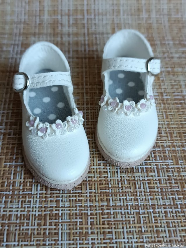 Туфельки для Руби Ред Ruby Red Fashion Friends (фото 2)