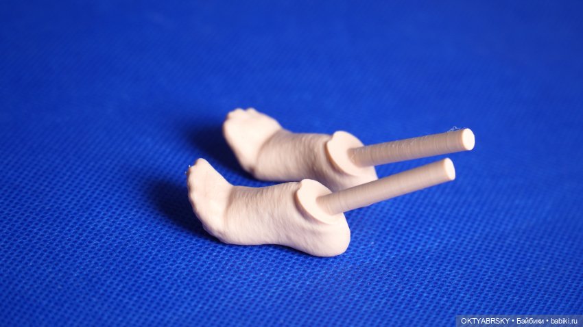 Манекен ступней каблучные на Bloom Анна Шиткина