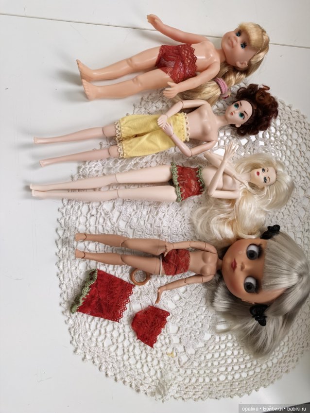 Лот одежды для игры — Одежда для кукол