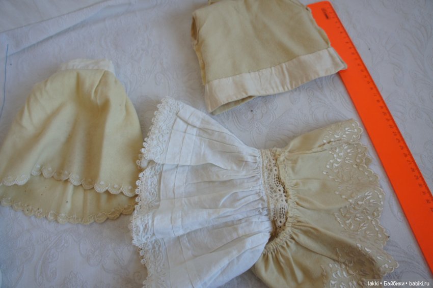 Антикварный наряд для куклы (фото 5)