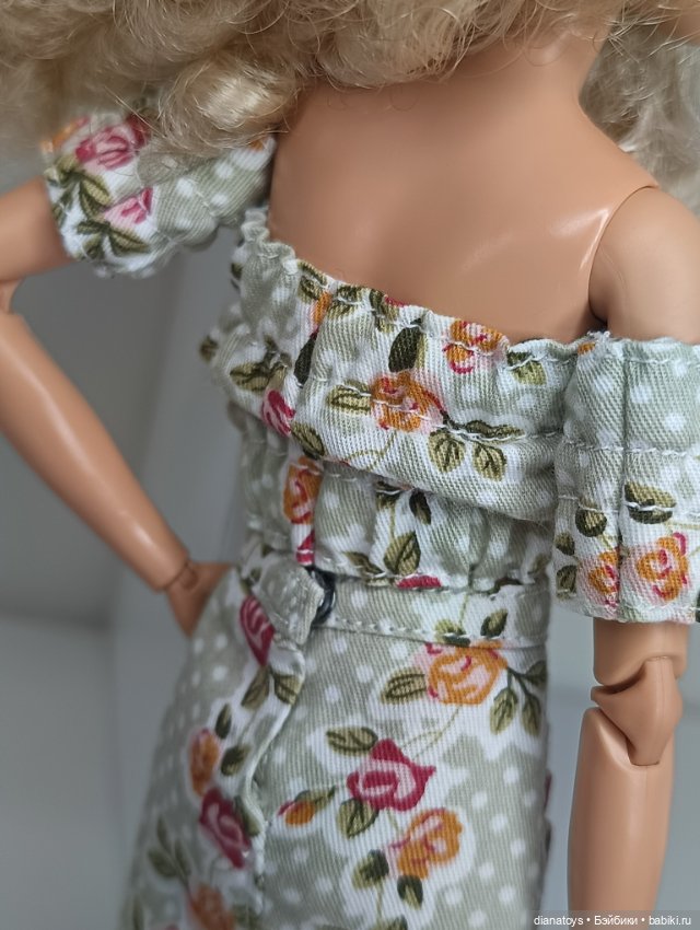 Одежда для Барби топ и юбка (фото 9)