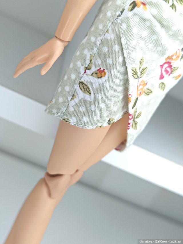 Одежда для Барби топ и юбка (фото 5)