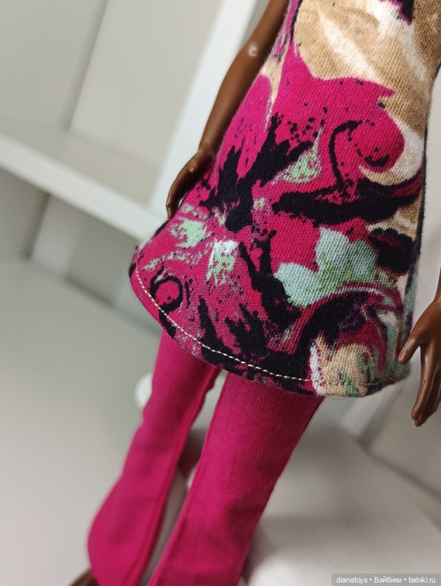 Одежда для кукол платье-туника и брюки клеш (фото 10)