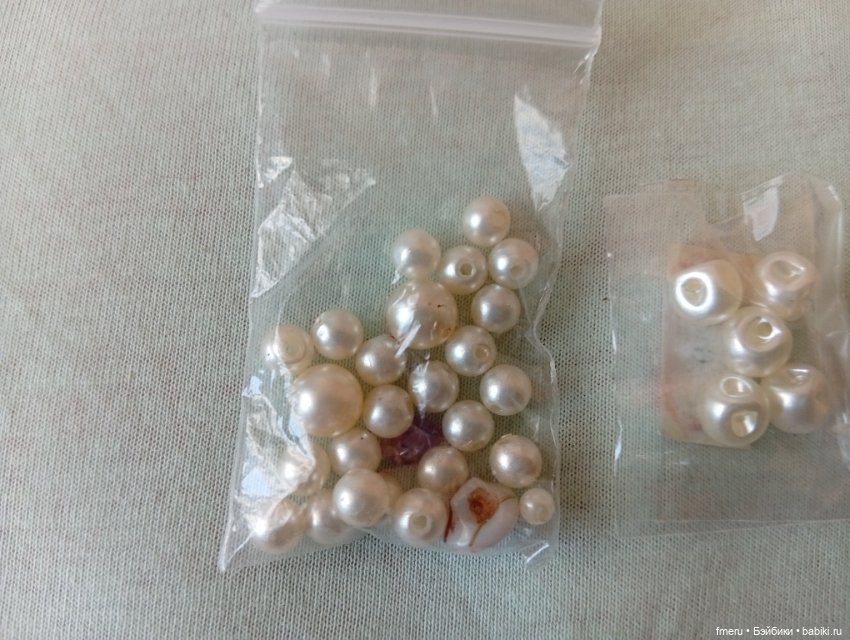 Много маленьких пуговиц для пошива платьев куклам, маленькие кнопки, заклепки (фото 4)