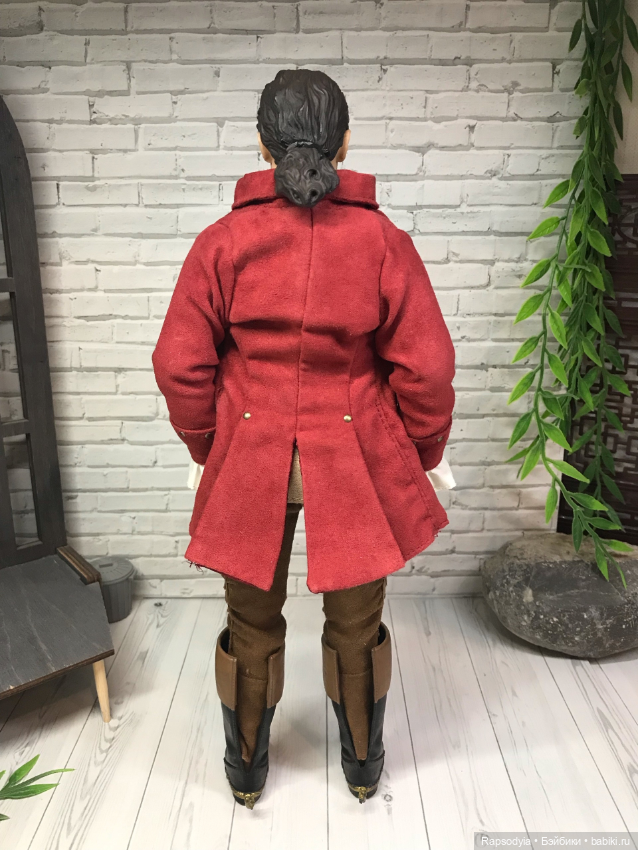 Гастон, портретка Люка Эванса (фото 3)