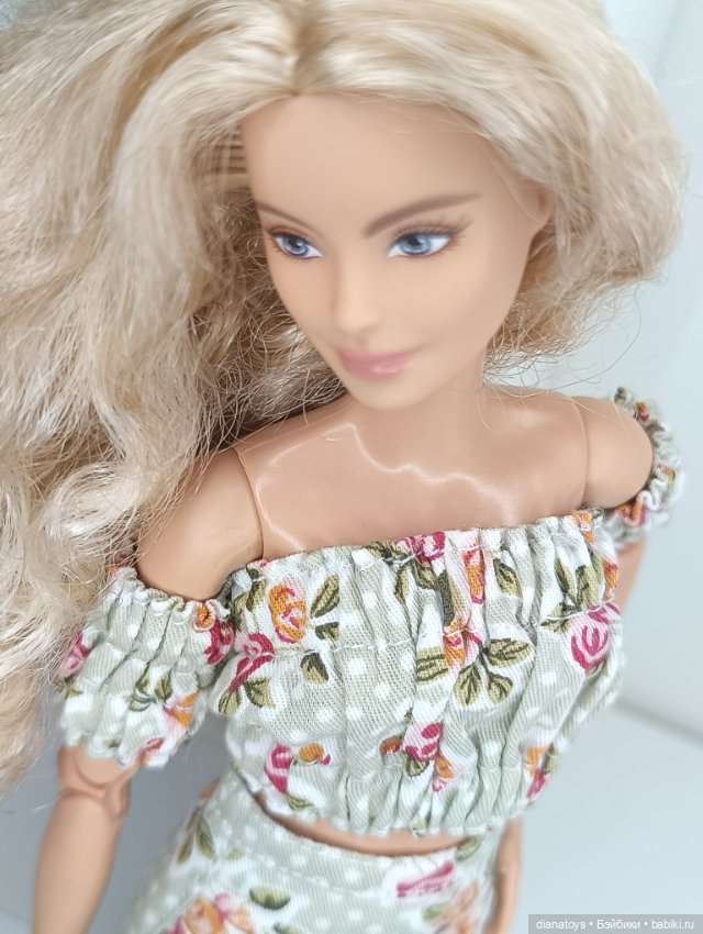 Одежда для Барби топ и юбка (фото 7)
