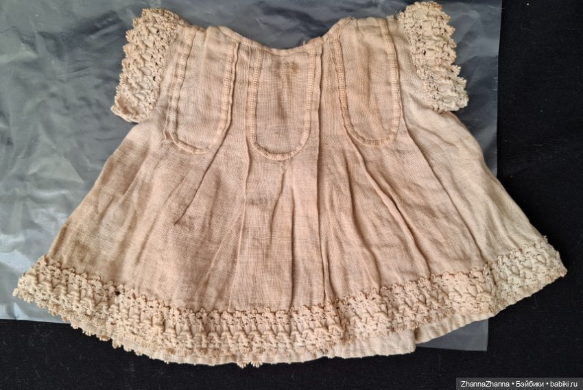 Антикварное платье для антикварной куклы (фото 2)