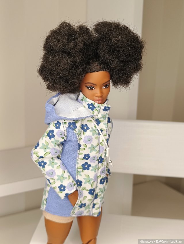 Одежда для кукол Куртка для Барби пышка (фото 2)