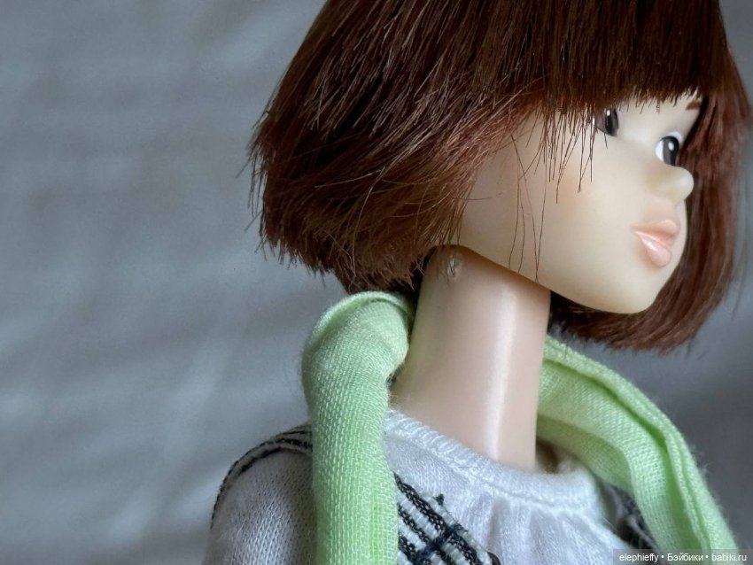 Momoko Skip to the sunlight through the trees (фото 3)