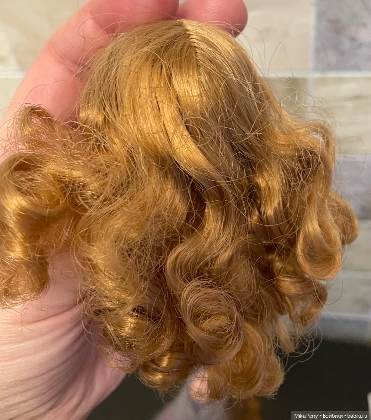 Головы Ликки и голова подруги Дженни Элли (фото 8)