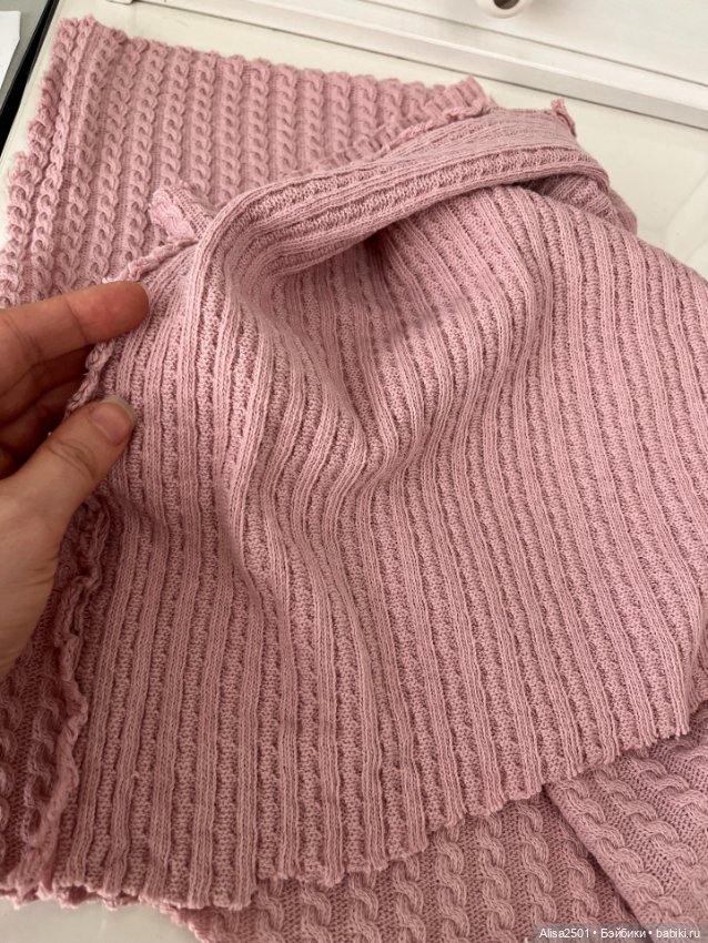 Трикотажное полотно с косами (фото 3)