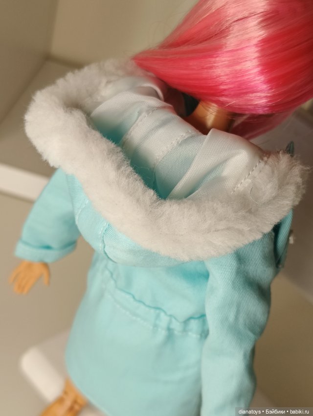 Одежда для кукол Куртка и платье мини для Барби (фото 9)