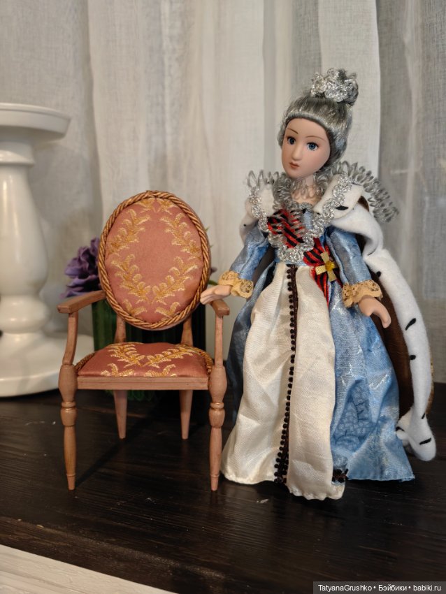 Кресло для кукол 1/6 — Кукольная мебель