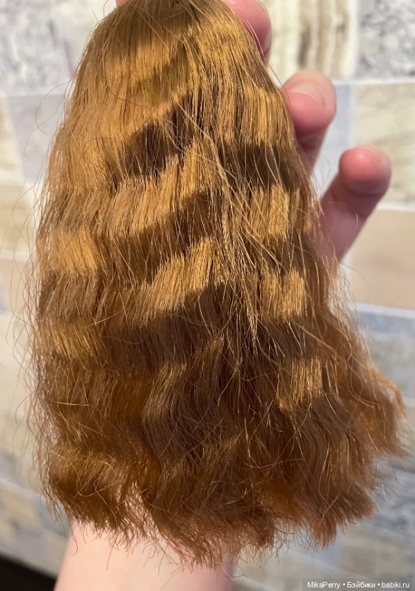 Головы Ликки и голова подруги Дженни Элли (фото 3)