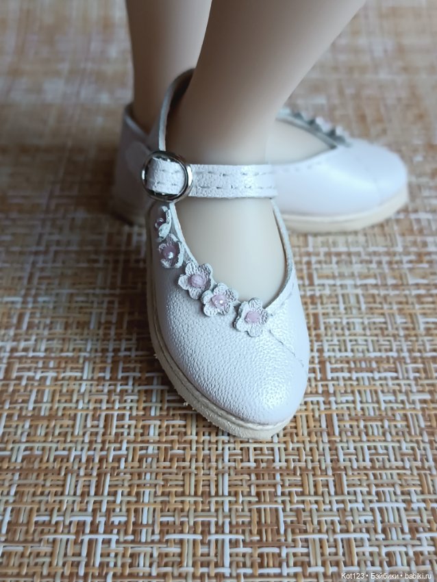 Туфельки для Руби Ред Ruby Red Fashion Friends (фото 6)