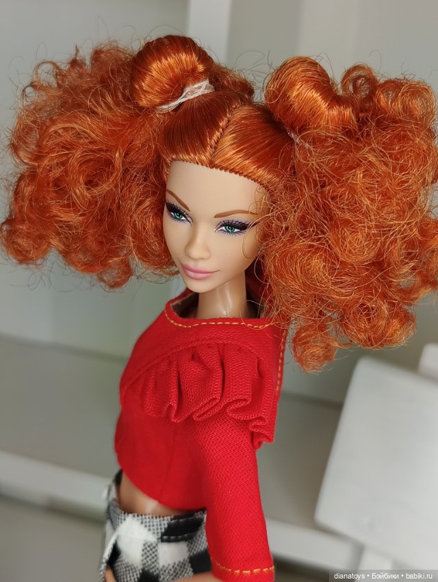 Одежда для кукол Барби Брюки в клетку и кофта с крылышками (фото 10)