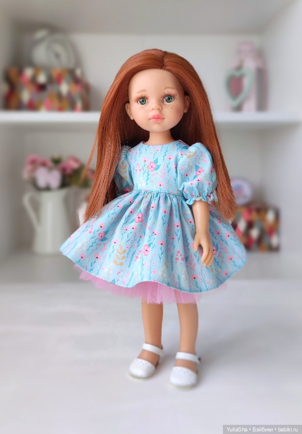 Платье для кукол Паола Рейна