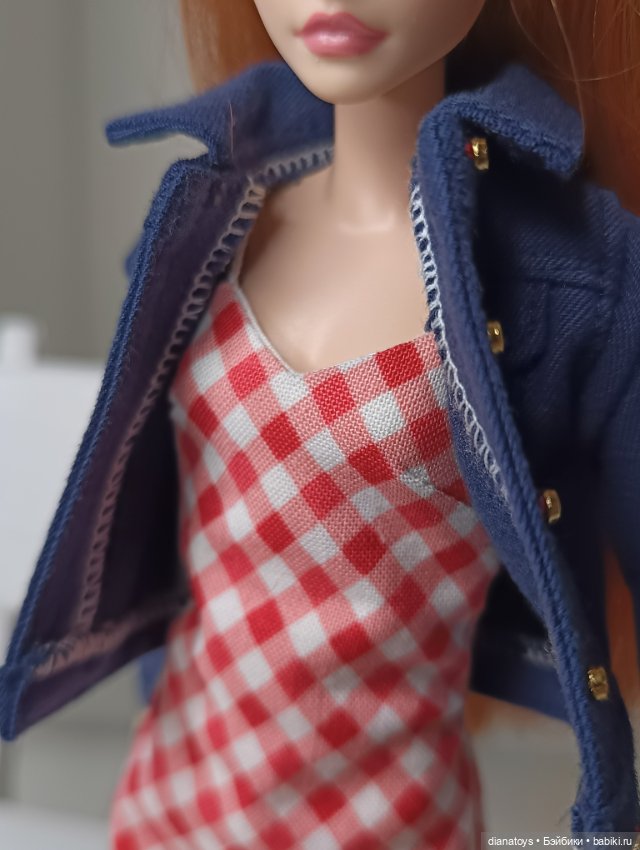 Одежда для Барби джинсовая куртка и мини платье (фото 5)