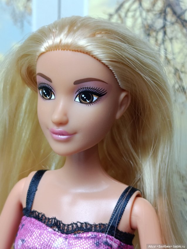 Загорелая блондинка Anlily, аналог Барби йога (фото 4)