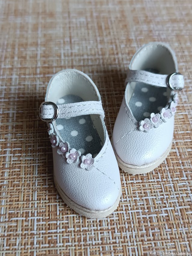 Туфельки для Руби Ред Ruby Red Fashion Friends