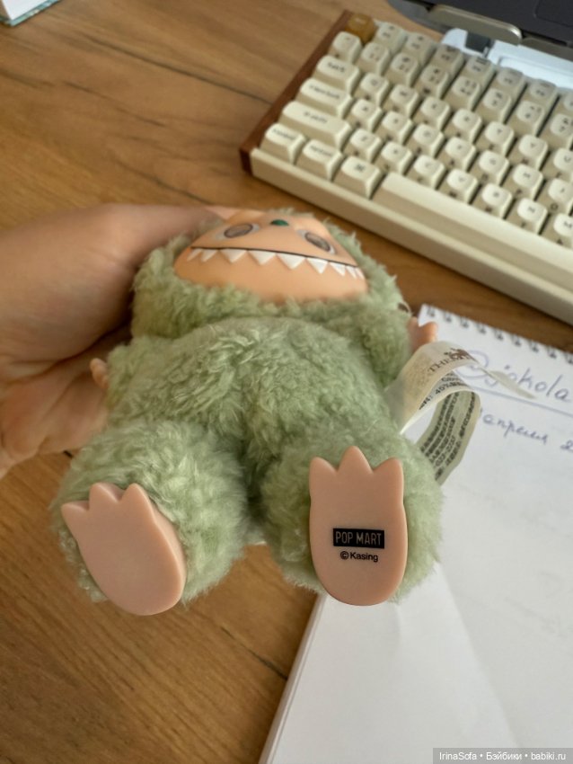 Pop Mart Labubu макарон зеленый (фото 6)