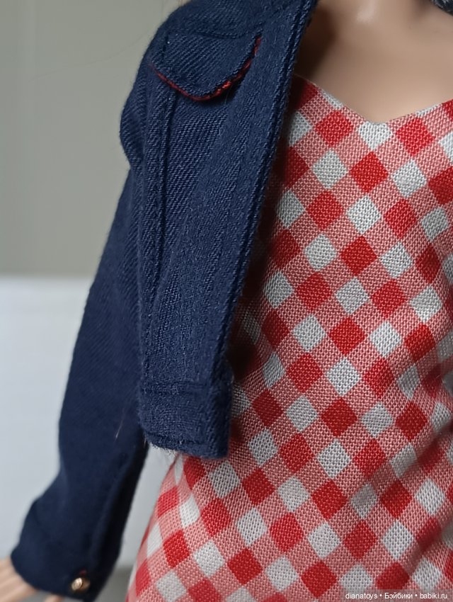 Одежда для кукол Барби джинсовая куртка и мини платье (фото 5)