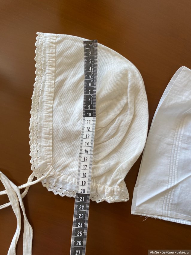 Два винтажных (антикварных) чепчика (фото 2)