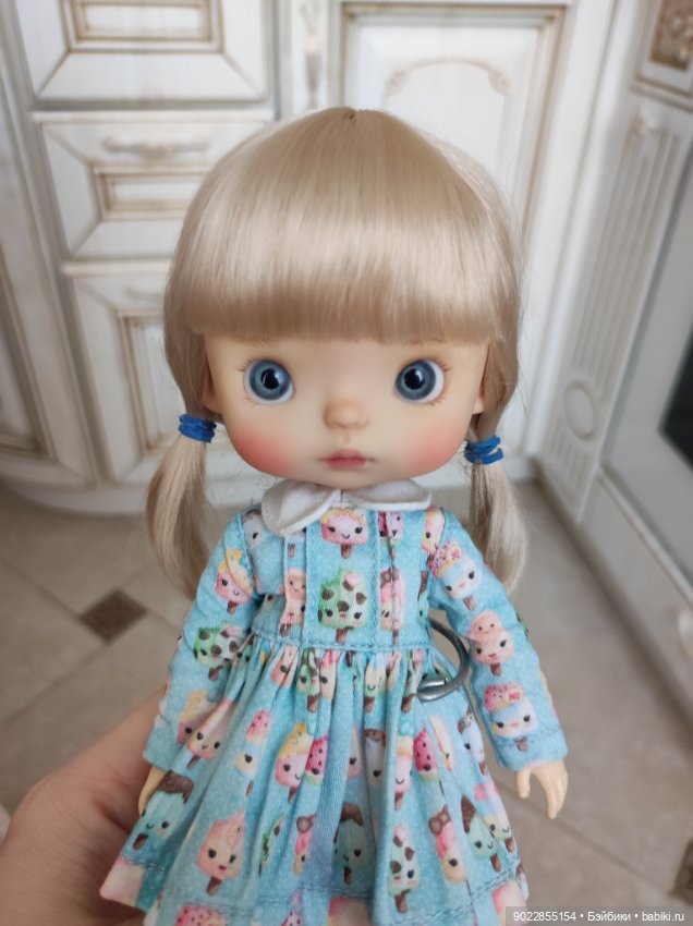 Продам очень красивый паричок из локонов козочки на Монст