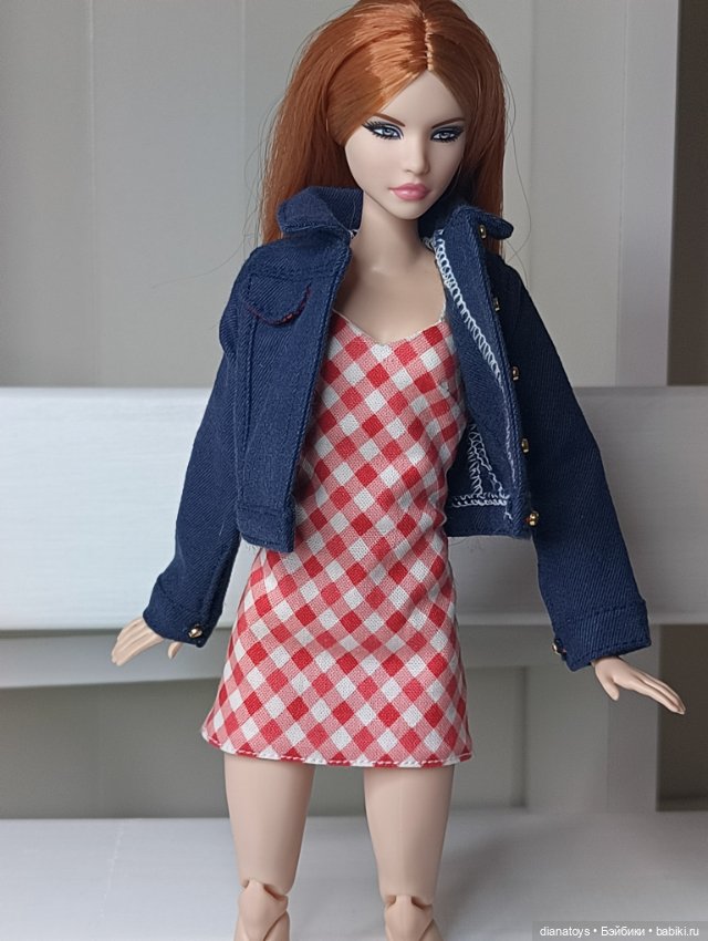 Одежда для Барби джинсовая куртка и мини платье (фото 7)