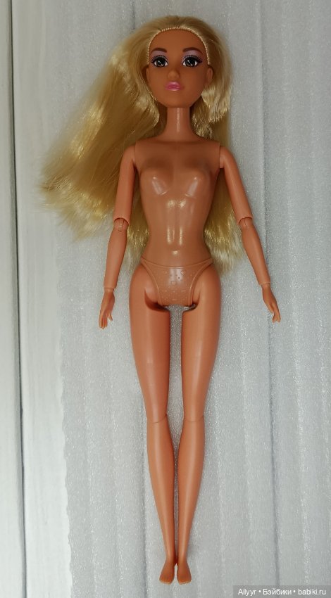 Загорелая блондинка Anlily, аналог Барби йога (фото 5)