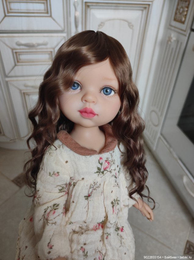 Продам очень красивый паричок из локонов козочки размер 8-9 (фото 4)