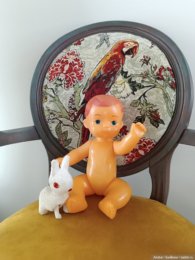 Большой пупс колкий пластик