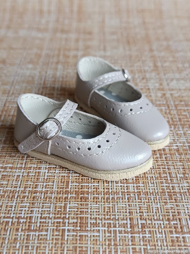 Туфельки для Руби Ред Ruby Red Fashion Friends (фото 2)