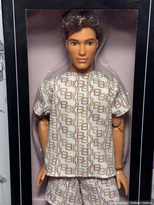 Кен Базовая модель №10 Шон (фото 2)