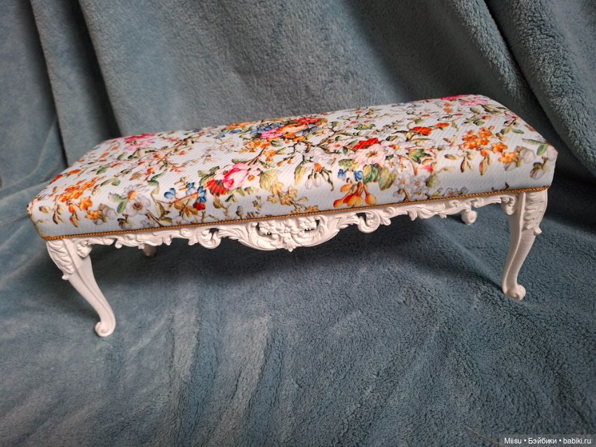 Банкетка для кукол 1/4, ручная работа (фото 7)