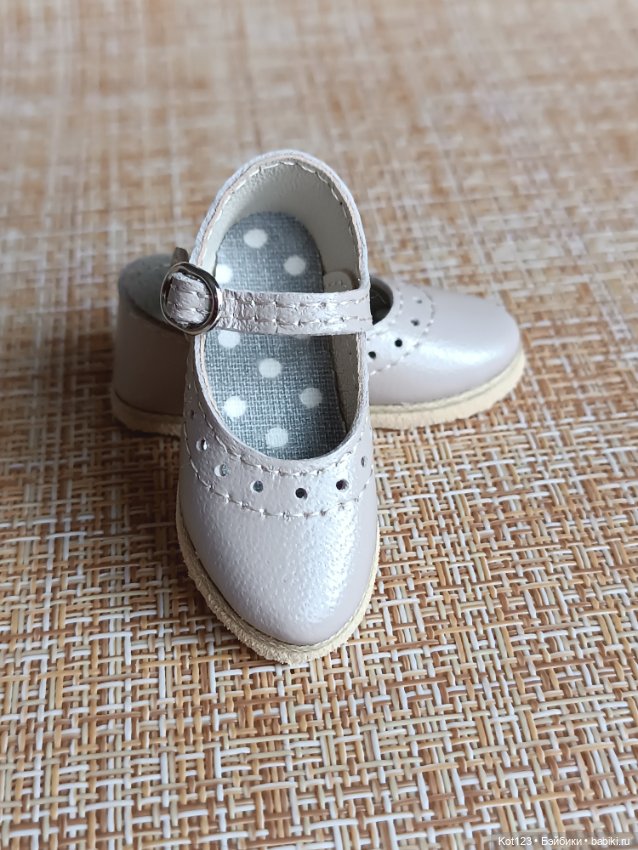 Туфельки для Руби Ред Ruby Red Fashion Friends (фото 3)