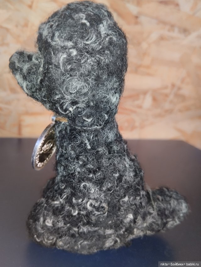 Мягкая игрушка ГДР Собака с медалью (фото 4)