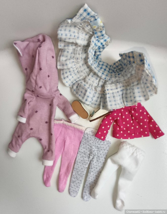 Лот одежды для кукол 16 см (фото 2)
