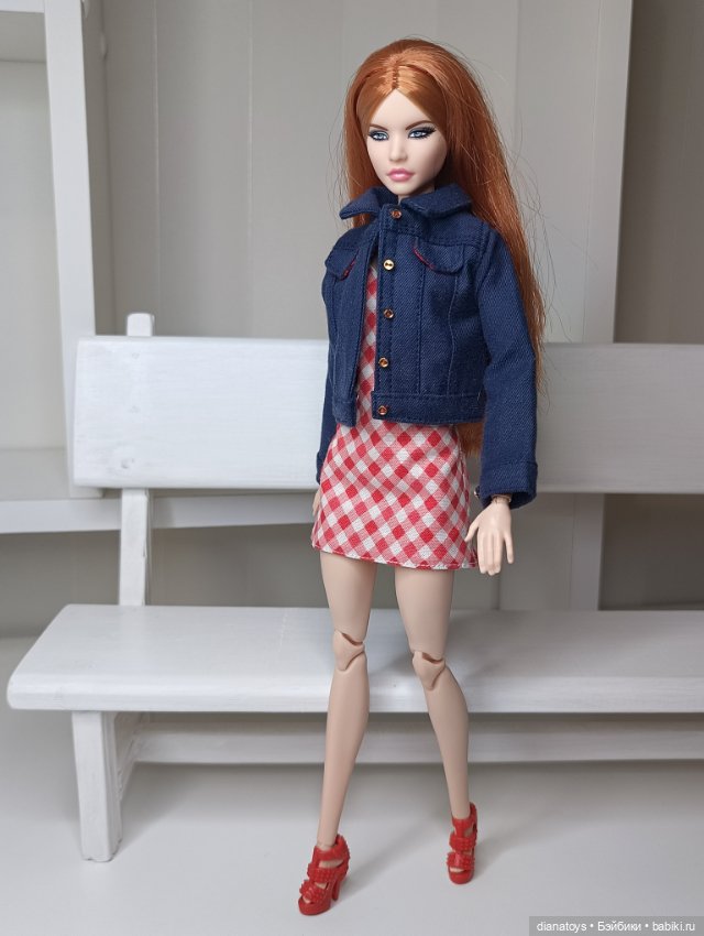 Одежда для Барби джинсовая куртка и мини платье (фото 2)