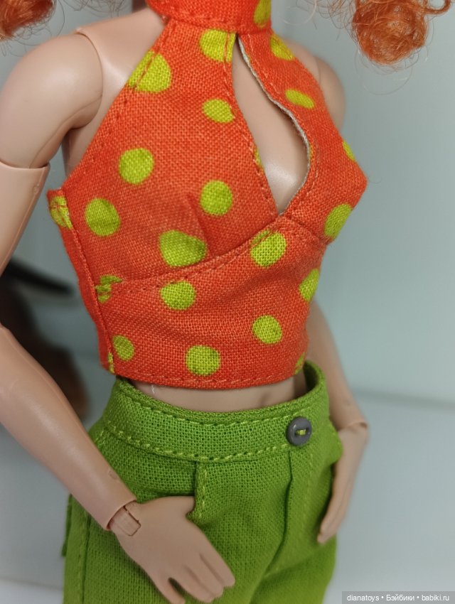 Одежда для Барби брюки и блузка с декольте (фото 2)
