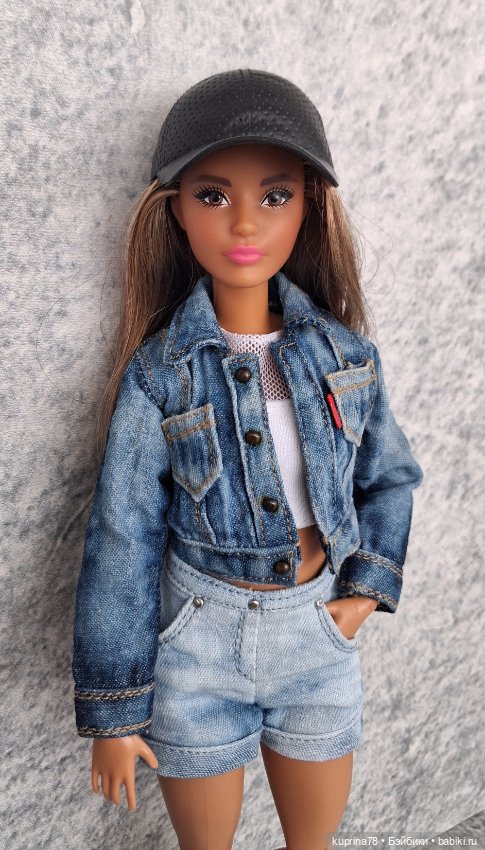 Джинсовая курточка на невысокую барби (фото 2)